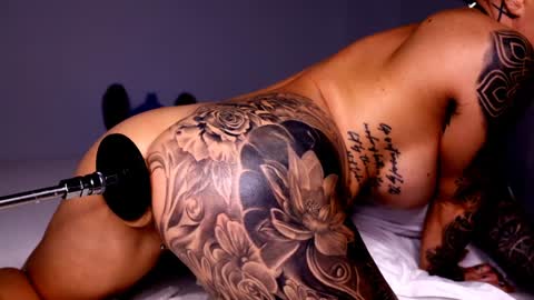   Tikhomirov old usersname    Instagram- tikhomirovandreea17 Twitter DeeaOfficial17  online show from 10/16/25, 05:14