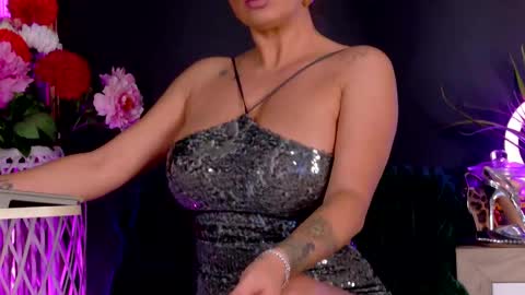 Snapshot of deeadiamond chatting on 09/13/25, 08:41 Deea online show from 09/13/25, 08:41