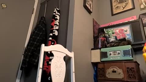 deedeequeen420 online show from 03/03/25, 09:33