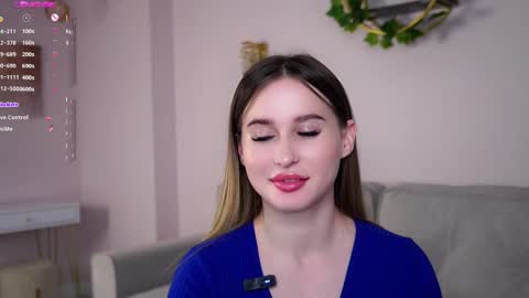 Snapshot of deelattin chatting on 10/20/25, 01:06 Kate online show from 10/20/25, 01:06