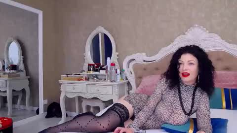 DeenaJay online show from 09/13/25, 05:07