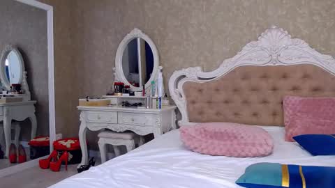 DeenaJay online show from 06/29/26, 10:15