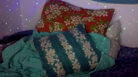 Snapshot of deepinside2709 chatting on 04/07/26, 09:32 deepinside2709 online show from 04/07/26, 09:32