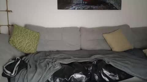 Snapshot of deeply_desired chatting on 03/11/26, 05:19 deeply desired online show from 03/11/26, 05:19