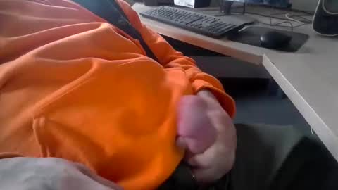 deepstrokes25 online show from 02/04/25, 09:20