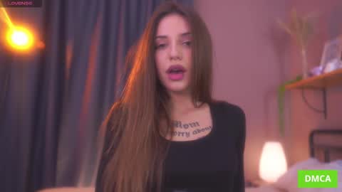 Snapshot of deeptalkss_ chatting on 11/25/25, 08:03 Eva online show from 11/25/25, 08:03