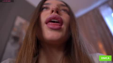 Snapshot of deeptalkss_ chatting on 04/13/26, 08:09 Eva online show from 04/13/26, 08:09