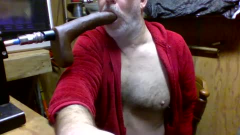 Snapshot of deepthroat227 chatting on 02/09/25, 08:45 Deepthroat My Big Dildos online show from 02/09/25, 08:45