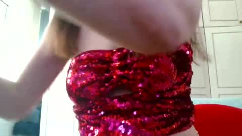 Snapshot of deessedivine chatting on 06/20/26, 12:41 KamiDevi online show from 06/20/26, 12:41