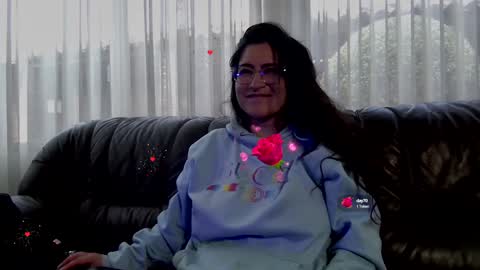 Snapshot of deesseluxure_ chatting on 01/28/25, 12:22 Andre  online show from 01/28/25, 12:22