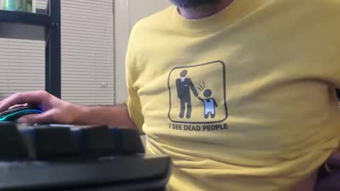 Snapshot of deeznutz343 chatting on 12/06/24, 04:03 Deez Nutz online show from 12/06/24, 04:03