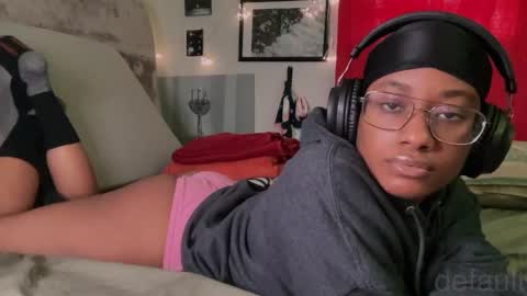 Olive Oakley online show from 01/11/25, 06:33