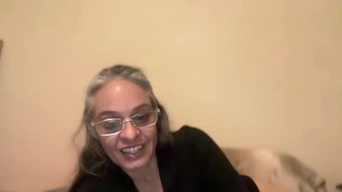 Snapshot of degeneratesaint chatting on 12/12/24, 08:47 Tori online show from 12/12/24, 08:47