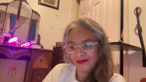 Snapshot of degeneratesaint chatting on 11/13/25, 03:27 Tori online show from 11/13/25, 03:27