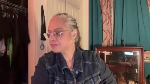 Snapshot of degeneratesaint chatting on 04/20/26, 03:09 Tori online show from 04/20/26, 03:09