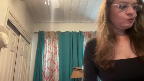 Tori online show from 05/06/26, 03:17
