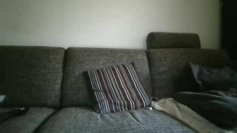 Snapshot of degrandis chatting on 02/22/25, 01:02 Luka Magic online show from 02/22/25, 01:02