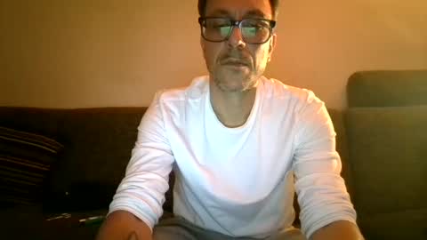 Snapshot of degrandis chatting on 06/04/26, 08:59 Luka Magic online show from 06/04/26, 08:59