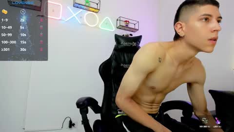 Snapshot of dei_v_48 chatting on 12/07/24, 11:12 DEIVY online show from 12/07/24, 11:12