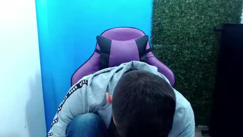 Snapshot of deiby_baby chatting on 12/04/24, 01:47 DEIBY online show from 12/04/24, 01:47