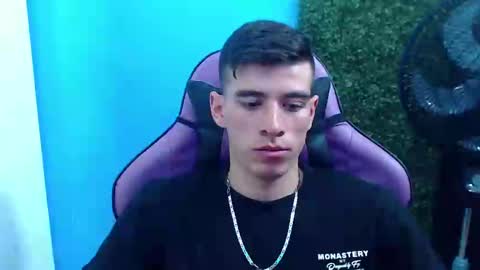 Snapshot of deiby_baby chatting on 12/11/24, 03:35 DEIBY online show from 12/11/24, 03:35