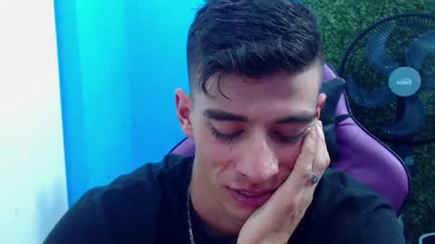 Snapshot of deiby_baby chatting on 12/20/24, 03:36 DEIBY online show from 12/20/24, 03:36