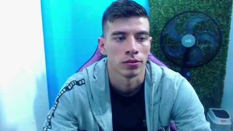 Snapshot of deiby_baby chatting on 12/27/24, 04:36 DEIBY online show from 12/27/24, 04:36