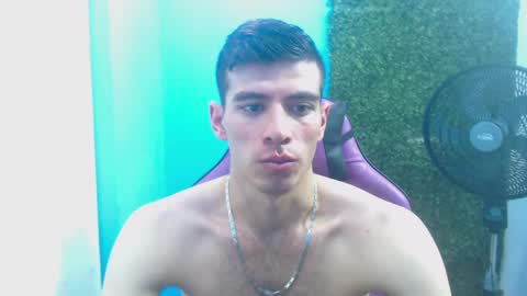 Snapshot of deiby_baby chatting on 01/07/25, 08:42 DEIBY online show from 01/07/25, 08:42