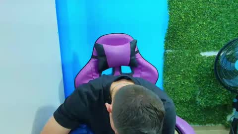 Snapshot of deiby_baby chatting on 01/24/25, 01:45 DEIBY online show from 01/24/25, 01:45