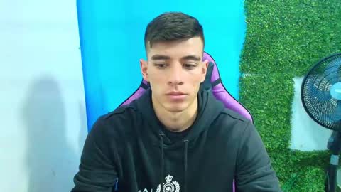 Snapshot of deiby_baby chatting on 01/28/25, 08:58 DEIBY online show from 01/28/25, 08:58