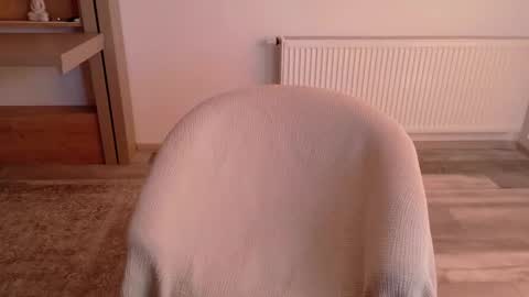 Di online show from 02/11/25, 06:40