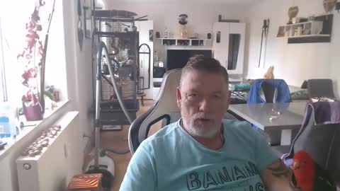 deinprinz2312 online show from 11/03/25, 09:10