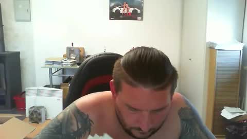 Snapshot of deinspielzeug87 chatting on 09/18/25, 12:40 deinspielzeug87 online show from 09/18/25, 12:40