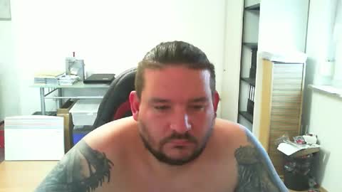 Snapshot of deinspielzeug87 chatting on 10/21/25, 07:42 deinspielzeug87 online show from 10/21/25, 07:42