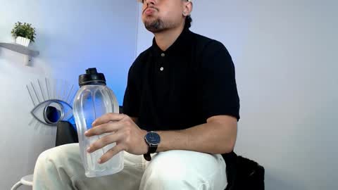  DEIVY  online show from 10/04/25, 09:02