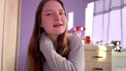 Mila online show from 03/02/26, 07:09