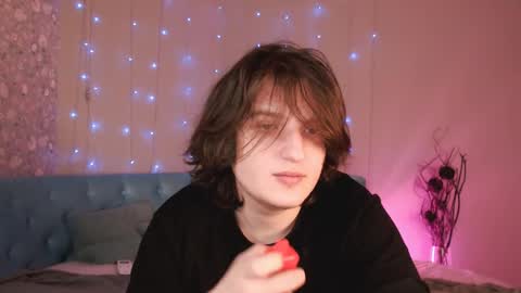 Snapshot of delalex chatting on 03/17/26, 08:45 Alex online show from 03/17/26, 08:45