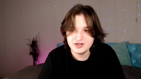 Snapshot of delalex chatting on 03/24/26, 08:14 Alex online show from 03/24/26, 08:14