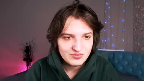 Snapshot of delalex chatting on 03/28/26, 12:10 Alex online show from 03/28/26, 12:10