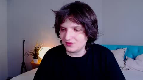 Snapshot of delalex chatting on 04/12/26, 08:14 Alex online show from 04/12/26, 08:14