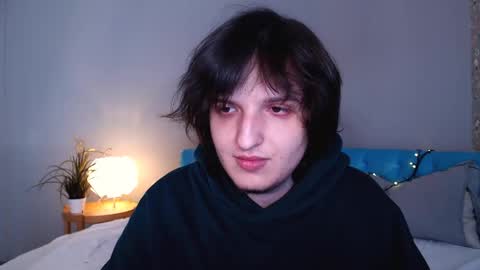 Snapshot of delalex chatting on 04/19/26, 09:28 Alex online show from 04/19/26, 09:28