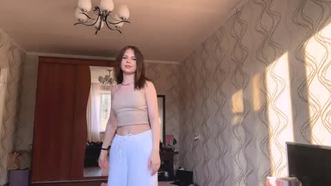 Snapshot of delenauniacke chatting on 04/23/26, 02:41 Hello My name is Molly online show from 04/23/26, 02:41