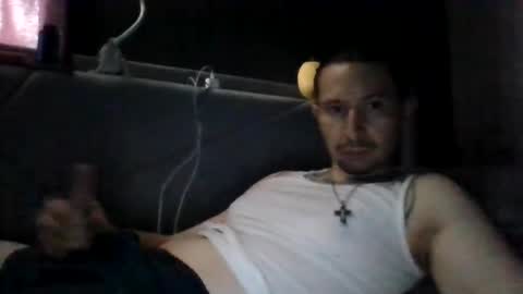 Snapshot of delgadomalo13 chatting on 12/14/24, 08:40 delgadomalo13 online show from 12/14/24, 08:40