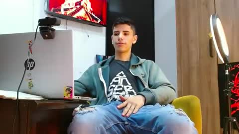 delglo online show from 10/13/25, 01:11