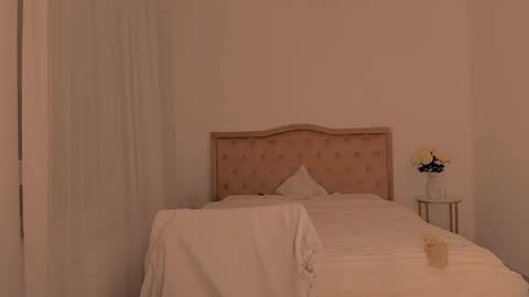 deliadelicious online show from 02/04/25, 10:21