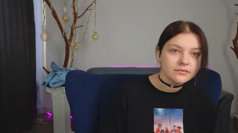 Snapshot of deliaeffy chatting on 03/21/26, 01:48 deliaeffy online show from 03/21/26, 01:48