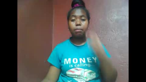 Snapshot of deliah712909 chatting on 01/07/25, 10:43 deliah712909 online show from 01/07/25, 10:43