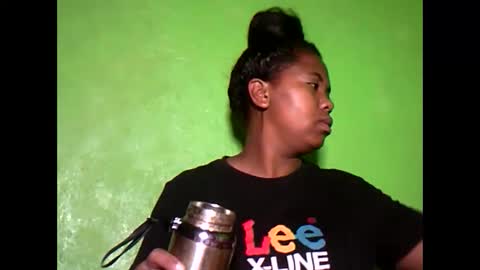 Snapshot of deliah712909 chatting on 02/23/25, 04:13 deliah712909 online show from 02/23/25, 04:13