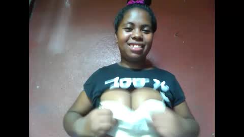 Snapshot of deliah712909 chatting on 02/24/25, 03:53 deliah712909 online show from 02/24/25, 03:53