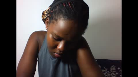 Snapshot of deliciousbabe01 chatting on 03/14/26, 08:42 EVAH online show from 03/14/26, 08:42